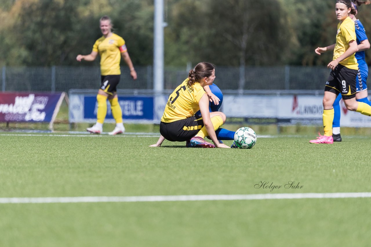 Bild 102 - Saisonstart Oberliga